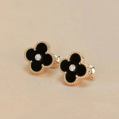 [AuraEcho Jewelry]CLOVER MEDIUM 1 MOTIFS ONYX DIAMOND EARRINGS